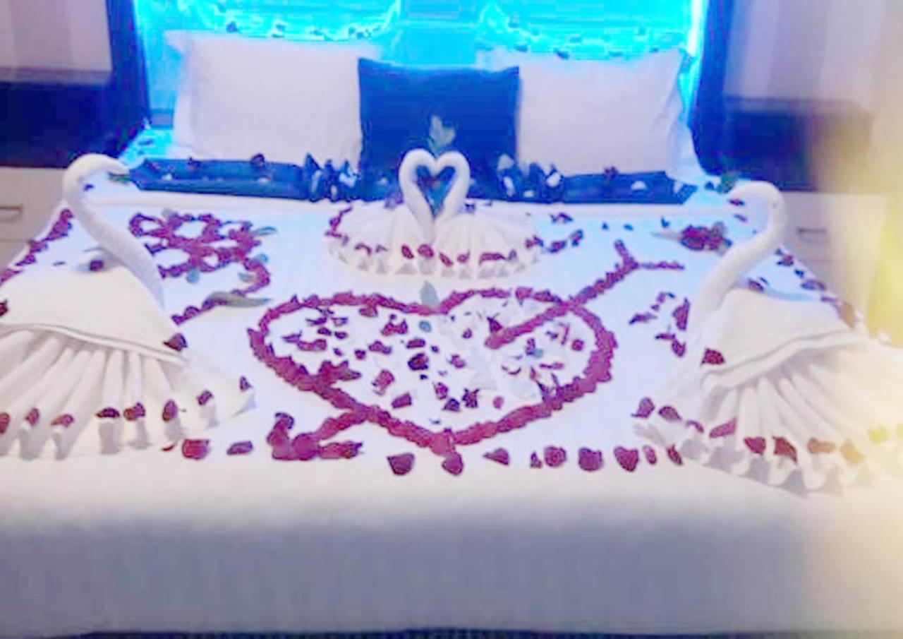 Blue Night Hotel Jeddah Luaran gambar